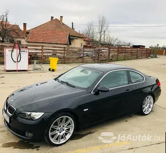 autó főképe
