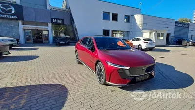 autó főképe