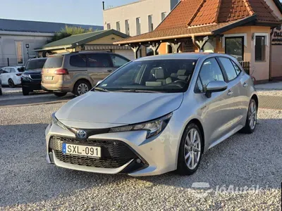 autó főképe