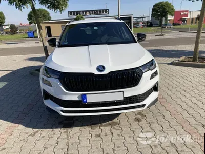 autó főképe