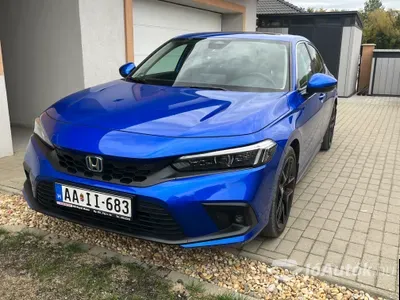 autó főképe