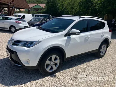 autó főképe