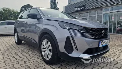 autó főképe