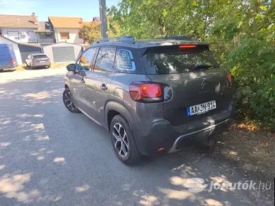 autó főképe