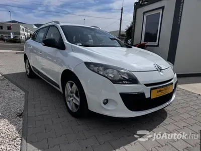 autó főképe