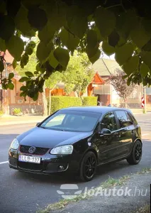 autó főképe