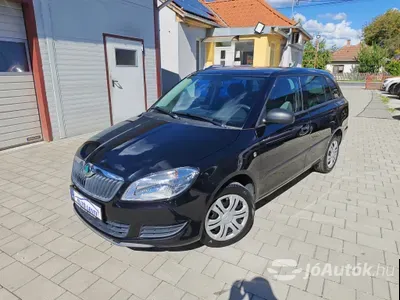 autó főképe