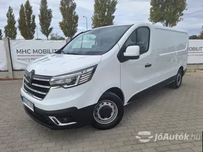 autó főképe