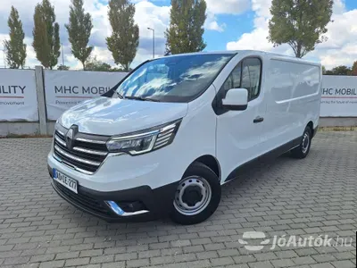 autó főképe