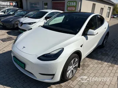 autó főképe