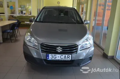 autó főképe