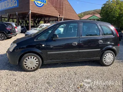 autó főképe