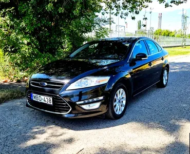 autó főképe