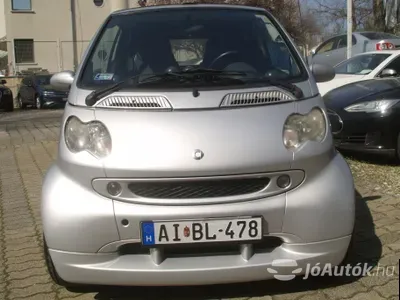 autó főképe