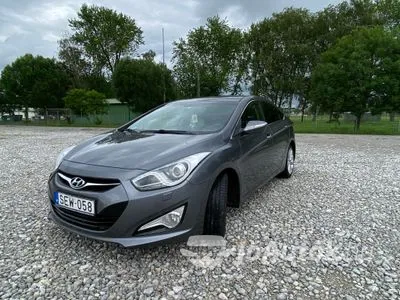 autó főképe