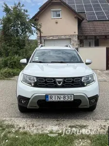 autó főképe
