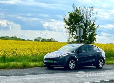 autó főképe
