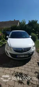 autó főképe