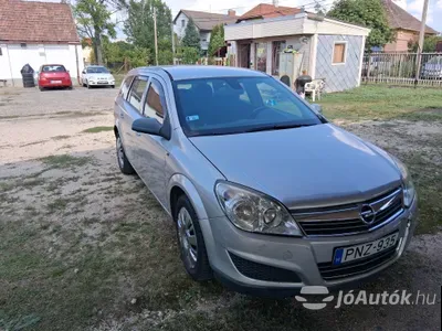 autó főképe