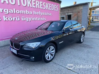 autó főképe
