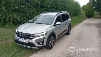 autó főképe