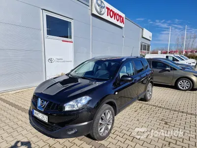autó főképe