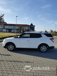 autó főképe