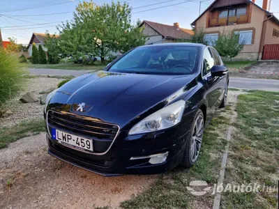 autó főképe