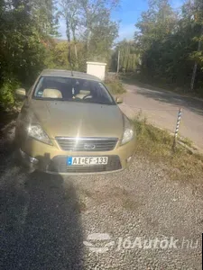 autó főképe