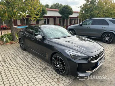 autó főképe