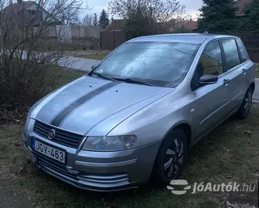 autó főképe