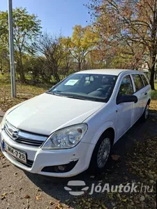autó főképe
