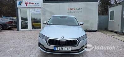 autó főképe