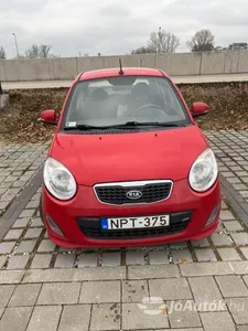 autó főképe