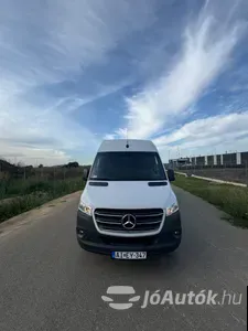 autó főképe
