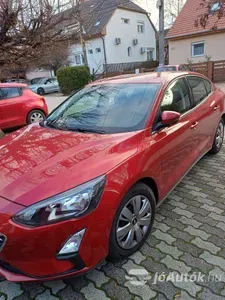 autó főképe