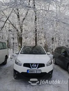 autó főképe
