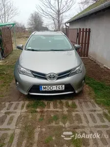 autó főképe