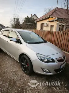autó főképe