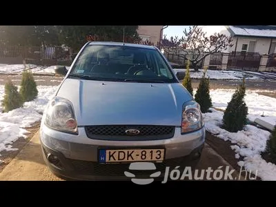 autó főképe