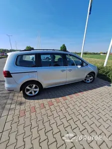 autó főképe