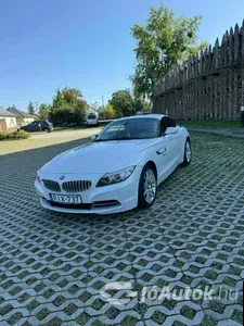 autó főképe