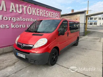 autó főképe
