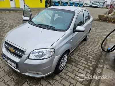 autó főképe