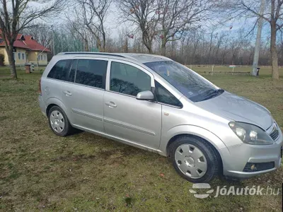 autó főképe