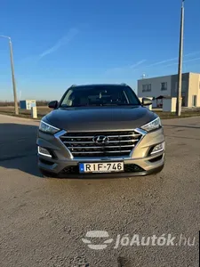 autó főképe