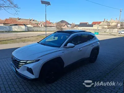 autó főképe