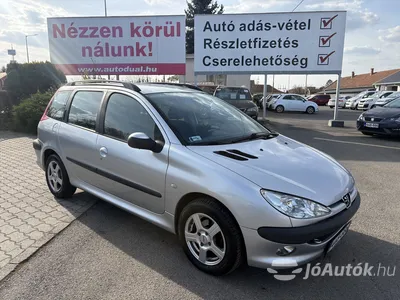 autó főképe