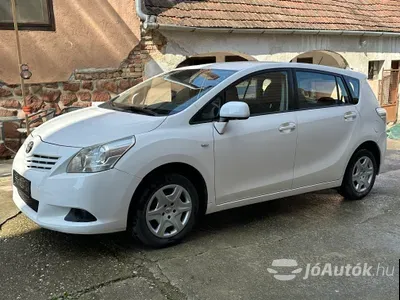 autó főképe