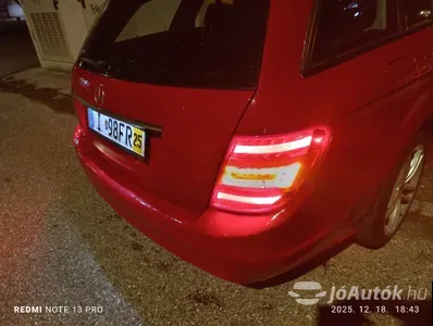 autó főképe